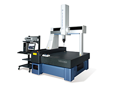 日野工場の設備写真 三次元測定機（CRYSTA-Apex S 9106）